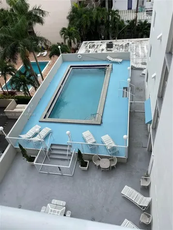1345 Lincoln Road Miami Beach FL 33139