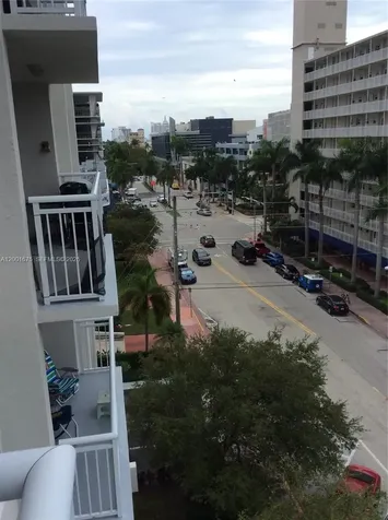 1345 Lincoln Road Miami Beach FL 33139