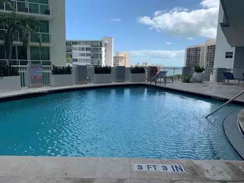 170 SE 14th Street Miami FL 33131