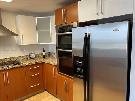 170 SE 14th Street Miami FL 33131