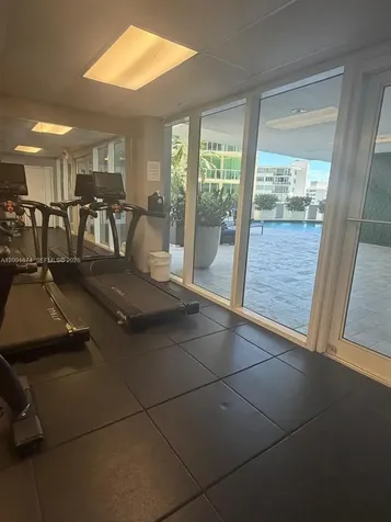 170 SE 14th Street Miami FL 33131