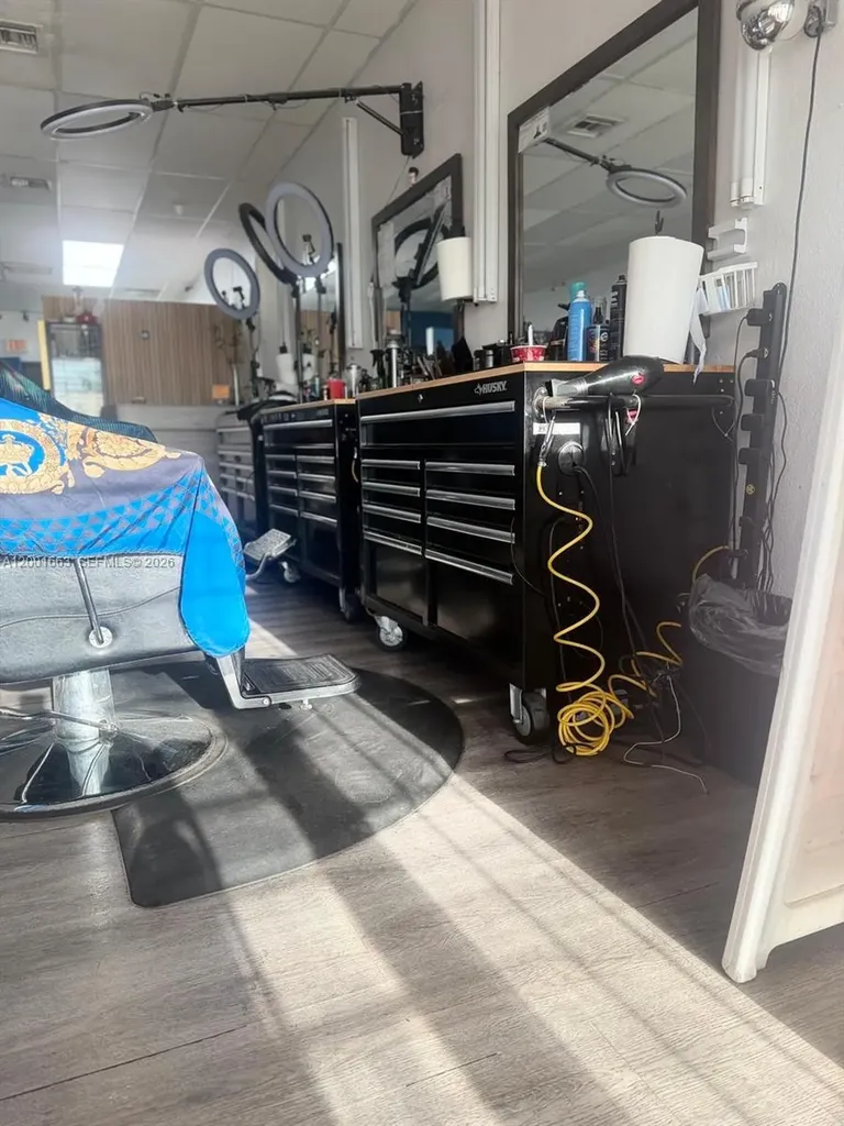 11305 W Flagler Street Sweetwater FL 33174