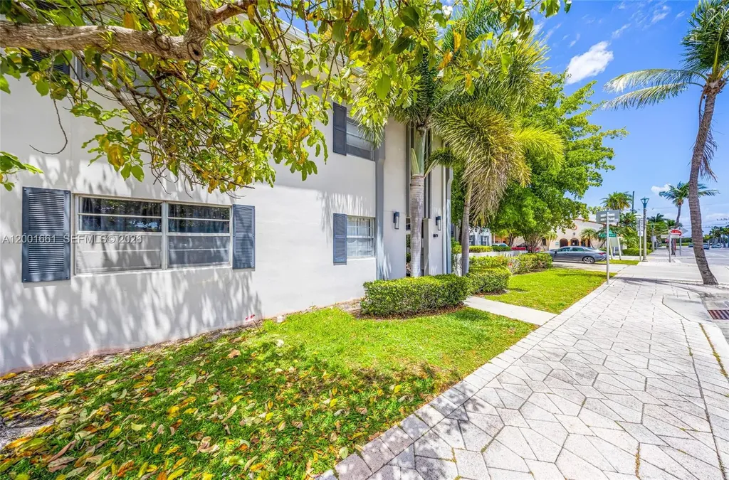 202 Lucerne Avenue Lake Worth FL 33460
