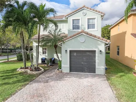 1975 SE 14 Street Homestead FL 33035