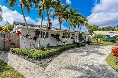 1220 Azalea Crescent Hollywood FL 33019