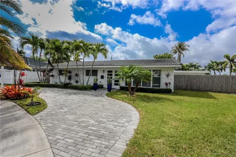 1220 Azalea Crescent Hollywood FL 33019
