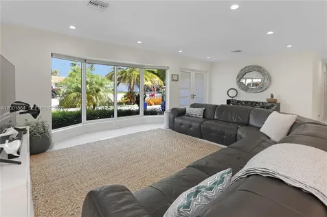 1220 Azalea Crescent Hollywood FL 33019