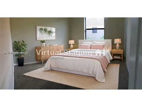 8913 W 35th Way Hialeah FL 33018