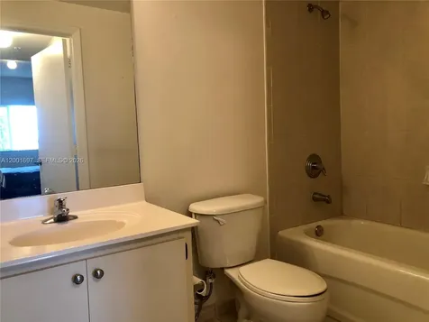 7290 NW 114th Avenue Doral FL 33178
