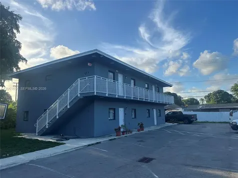 587 NW 100th Street Miami FL 33150