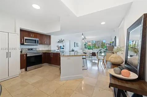 20000 E Country Club Drive Aventura FL 33180
