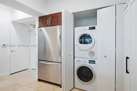 20000 E Country Club Drive Aventura FL 33180