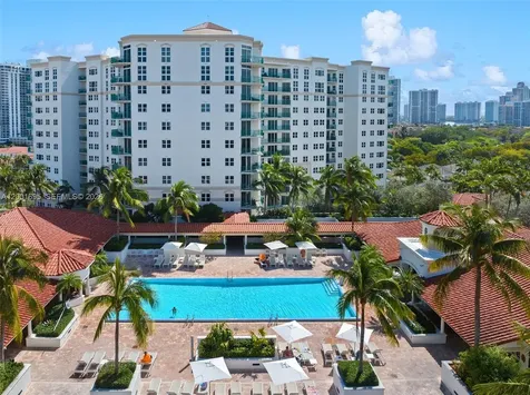 20000 E Country Club Drive Aventura FL 33180