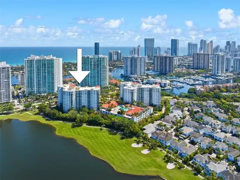 20000 E Country Club Drive Aventura FL 33180