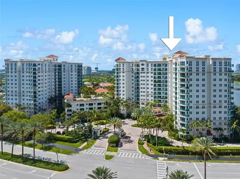 20000 E Country Club Drive Aventura FL 33180