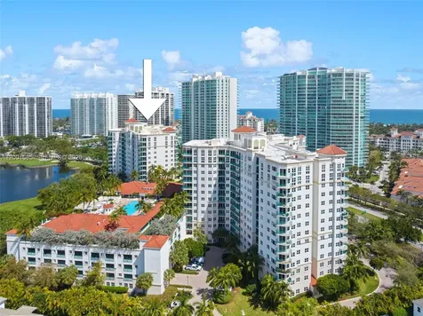 20000 E Country Club Drive Aventura FL 33180