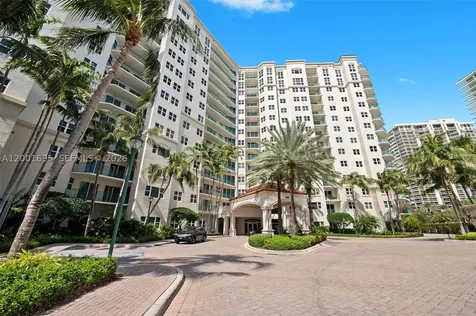 20000 E Country Club Drive Aventura FL 33180