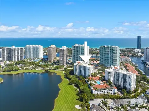 20000 E Country Club Drive Aventura FL 33180