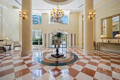 20000 E Country Club Drive Aventura FL 33180
