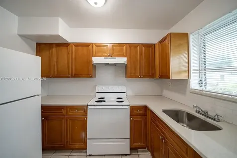 1241 W River Drive Margate FL 33063