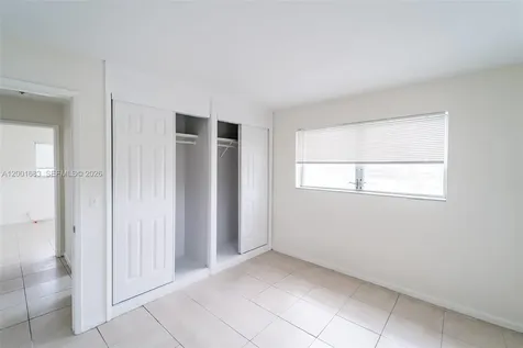 1241 W River Drive Margate FL 33063