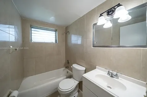 1241 W River Drive Margate FL 33063