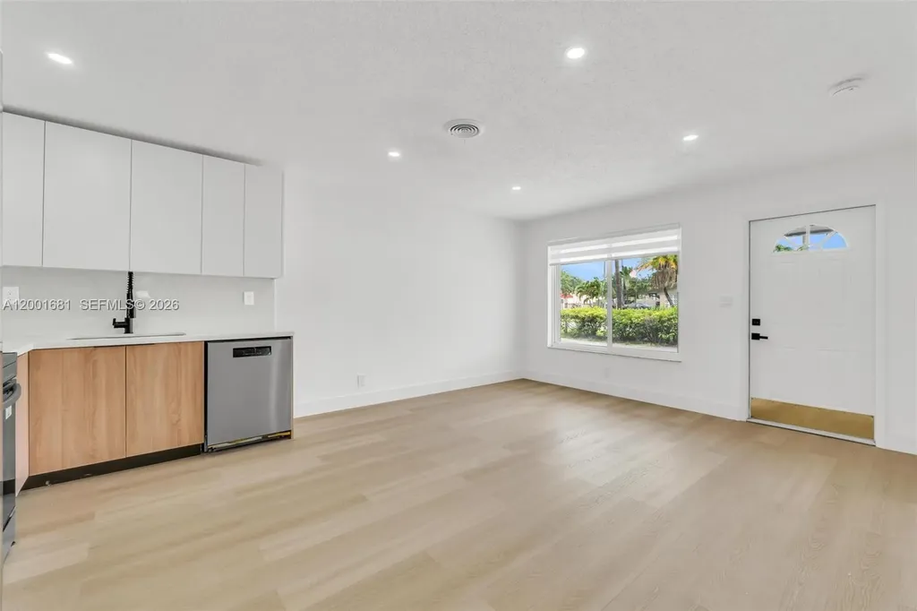 1611 NE 50th Court Fort Lauderdale FL 33334