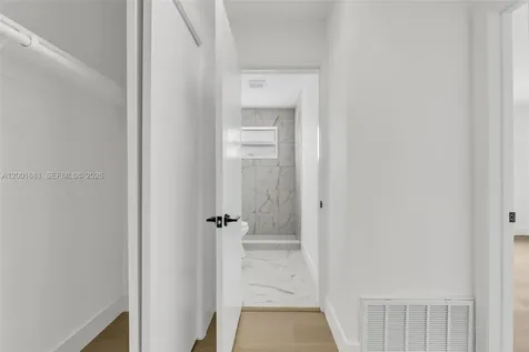1611 NE 50th Court Fort Lauderdale FL 33334