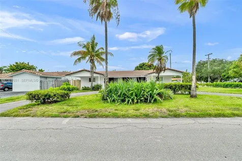 1611 NE 50th Court Fort Lauderdale FL 33334