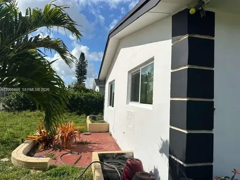 2458 Plunkett Street Hollywood FL 33020