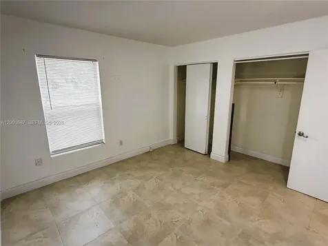 7483 SW 82nd Street Miami FL 33143