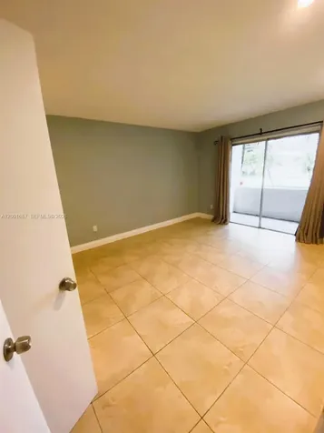 7483 SW 82nd Street Miami FL 33143