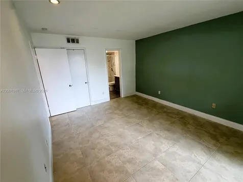 7483 SW 82nd Street Miami FL 33143