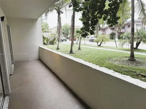 7483 SW 82nd Street Miami FL 33143