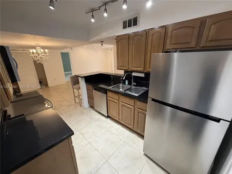7483 SW 82nd Street Miami FL 33143
