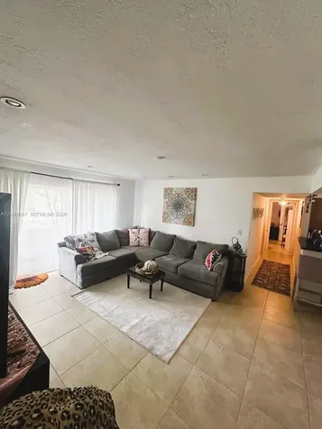 7483 SW 82nd Street Miami FL 33143