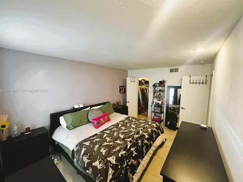 7483 SW 82nd Street Miami FL 33143