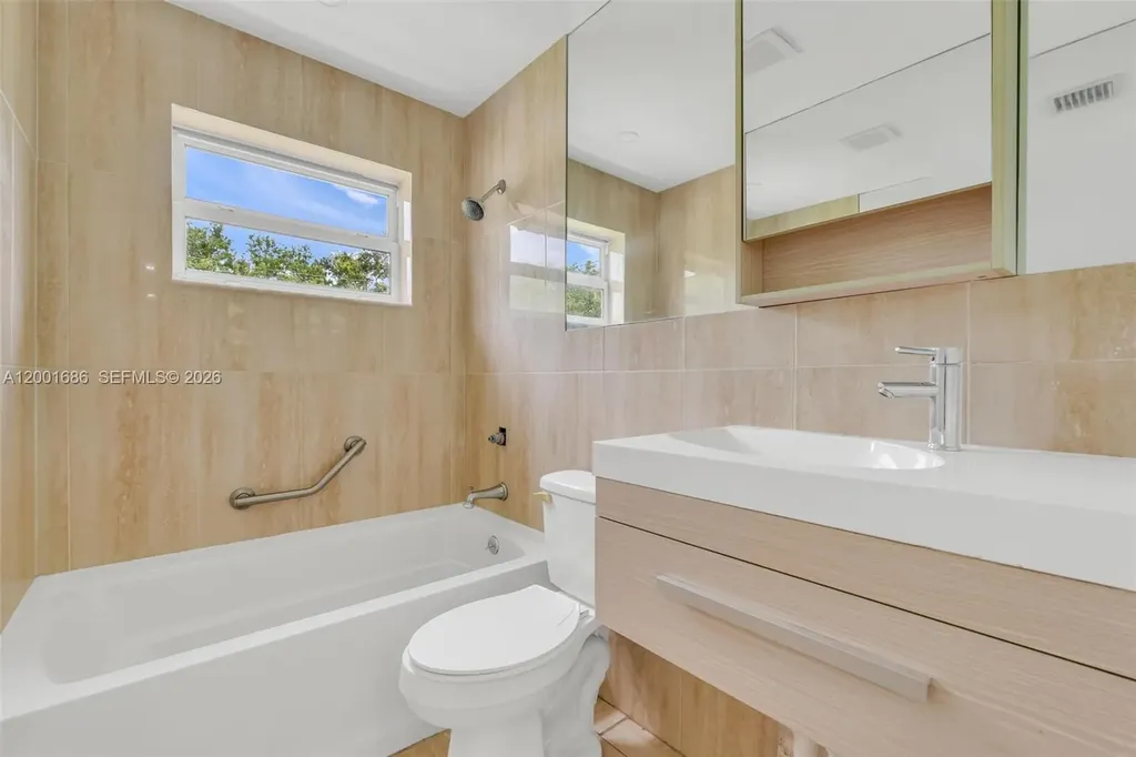 1611 NE 50th Court Fort Lauderdale FL 33334