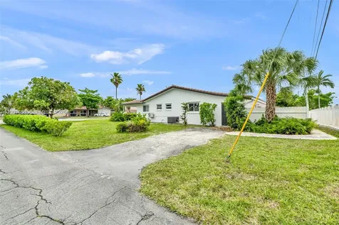 1611 NE 50th Court Fort Lauderdale FL 33334