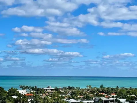 20515 E Country Club Drive Aventura FL 33180