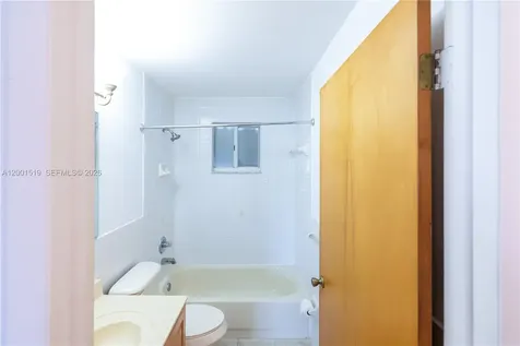10017 W Okeechobee Road Hialeah Gardens FL 33016