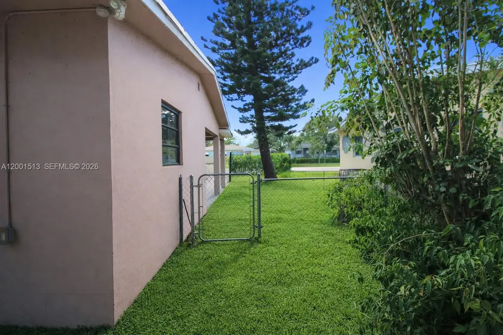 680 SW 31st Avenue Fort Lauderdale FL 33312