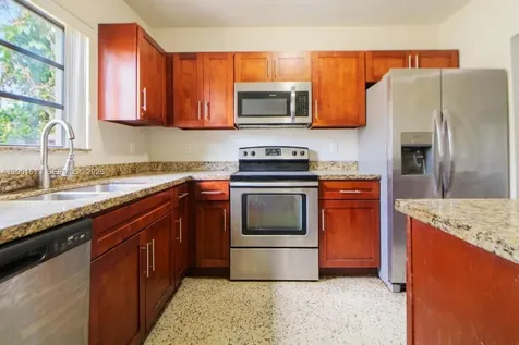 680 SW 31st Avenue Fort Lauderdale FL 33312