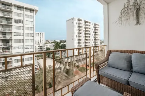1340 Lincoln Road Miami Beach FL 33139