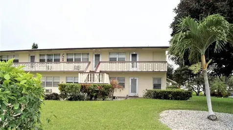 71 Waltham C West Palm Beach FL 33417