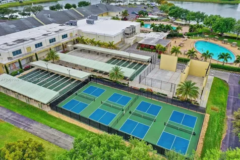 71 Waltham C West Palm Beach FL 33417