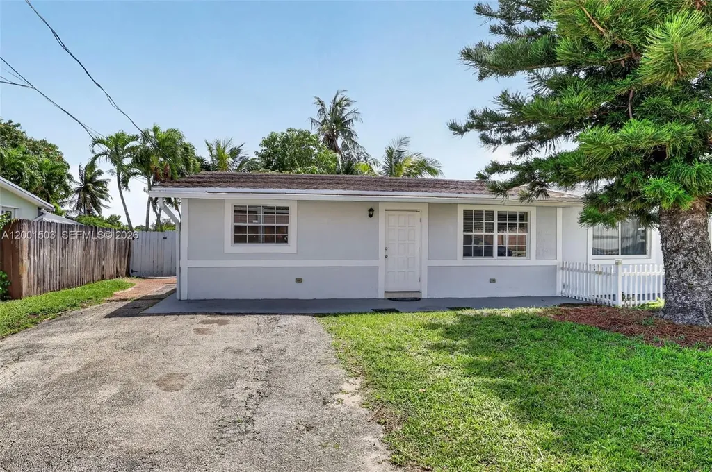 6878 SW 15th Street North Lauderdale FL 33068