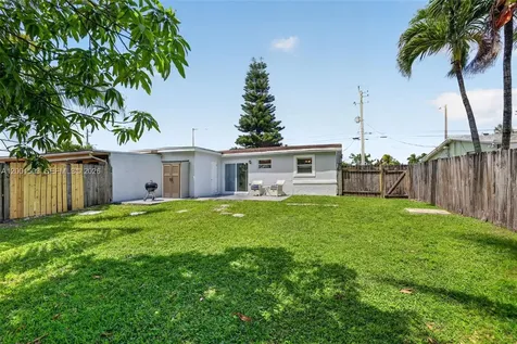 6878 SW 15th Street North Lauderdale FL 33068