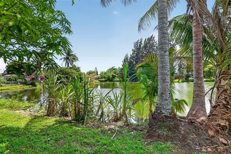 6878 SW 15th Street North Lauderdale FL 33068