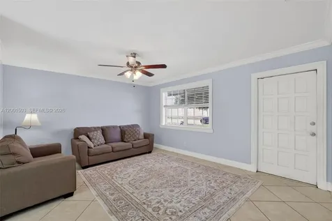 6878 SW 15th Street North Lauderdale FL 33068